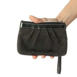 Coach Signature Jacquard Wristlet Clutch Black Patent Trim Red Lining